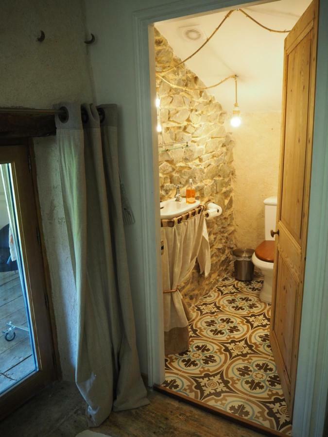 Le Chatel En Beaujolais Valsonne Екстер'єр фото
